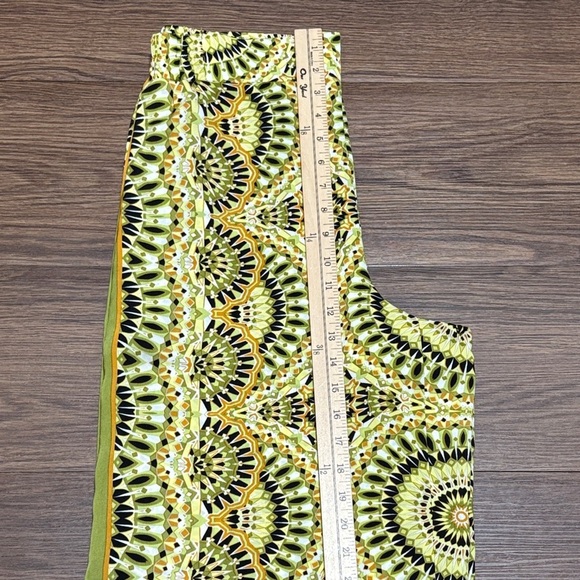 🔥🔥🔥Rose & Olive Vibrant Geometric Pants in Green and Orange Size: Small🔥🔥🔥 - Picture 9 of 9